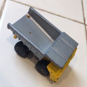 M.M.T.L. 1997 truck Car Toy Made In China